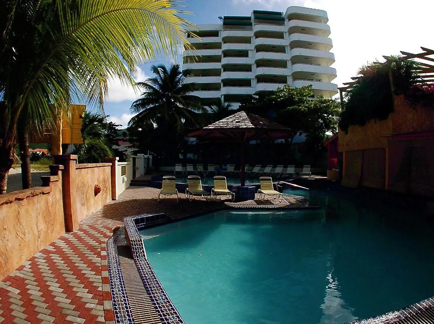 The Atrium Beach Resort And Spa, Ascend Hotel Collection Simpson Bay