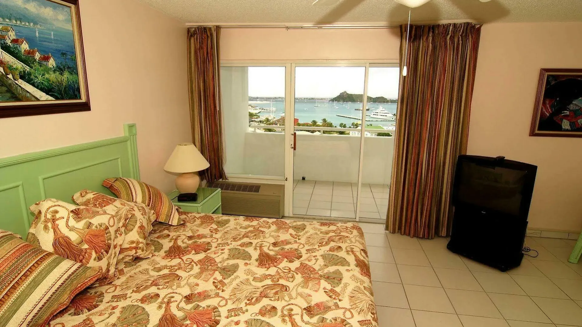 ****  The Atrium Beach Resort And Spa, Ascend Hotel Collection シンプソン・ベイ シント・マールテン